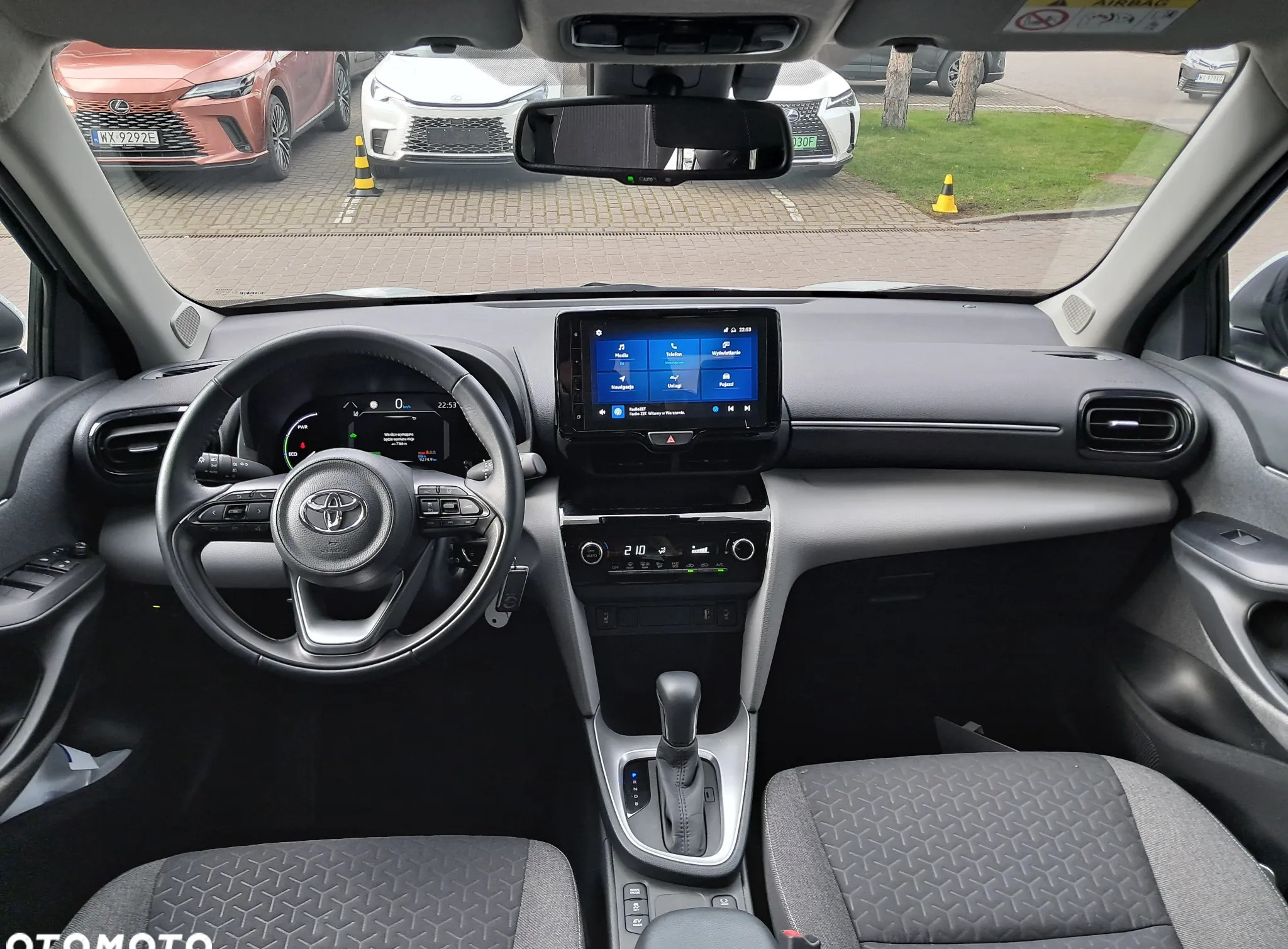 Toyota Yaris Cross cena 102900 przebieg: 59500, rok produkcji 2022 z Chęciny małe 22